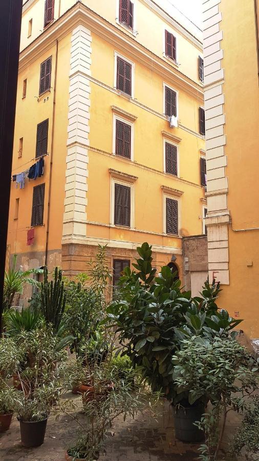 Lovely Apartment In Testaccio, רומא מראה חיצוני תמונה